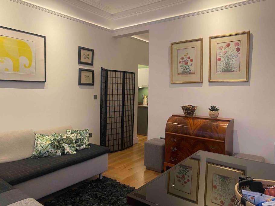 Appartement Interior Designed Flat Near Kew Botanical Gardens à Londres Extérieur photo