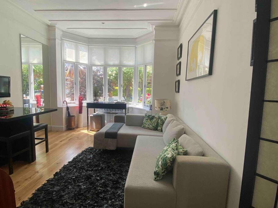Appartement Interior Designed Flat Near Kew Botanical Gardens à Londres Extérieur photo